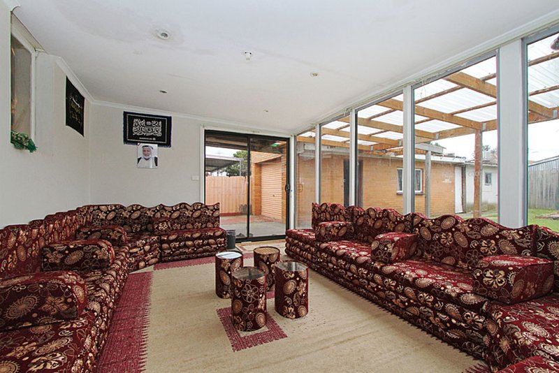 Photo - 38 Brock Street, Thomastown VIC 3074 - Image 6