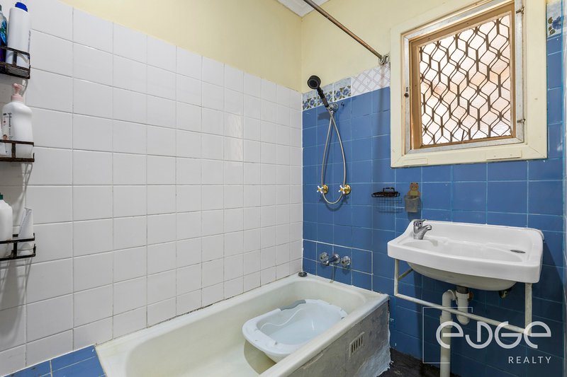 Photo - 38 Broster Crescent, Davoren Park SA 5113 - Image 10