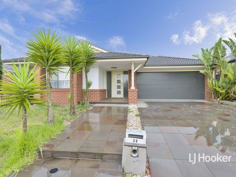 38 Brownlow Drive, Point Cook VIC 3030