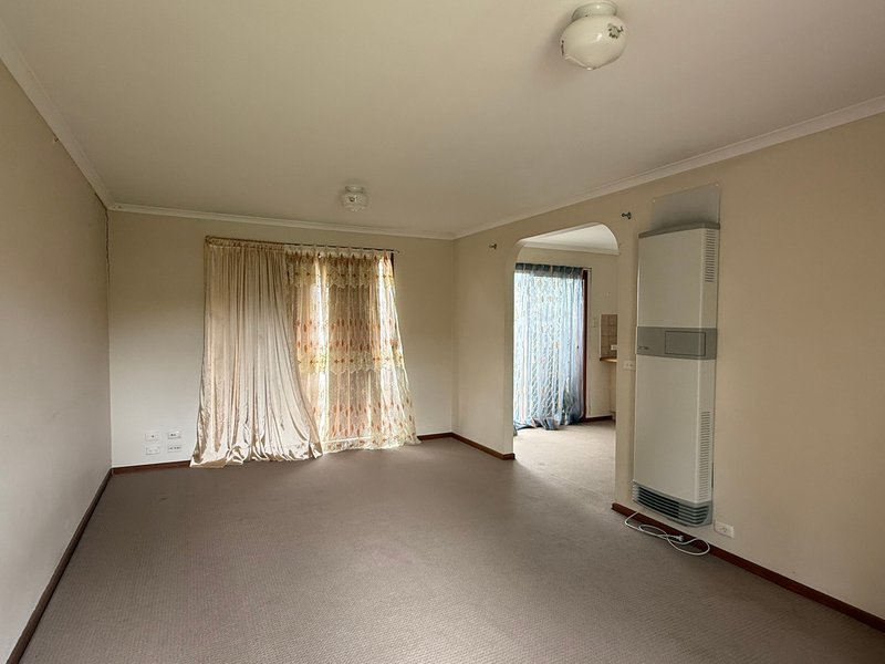 Photo - 3/8 Bruce Street, Dandenong VIC 3175 - Image 3