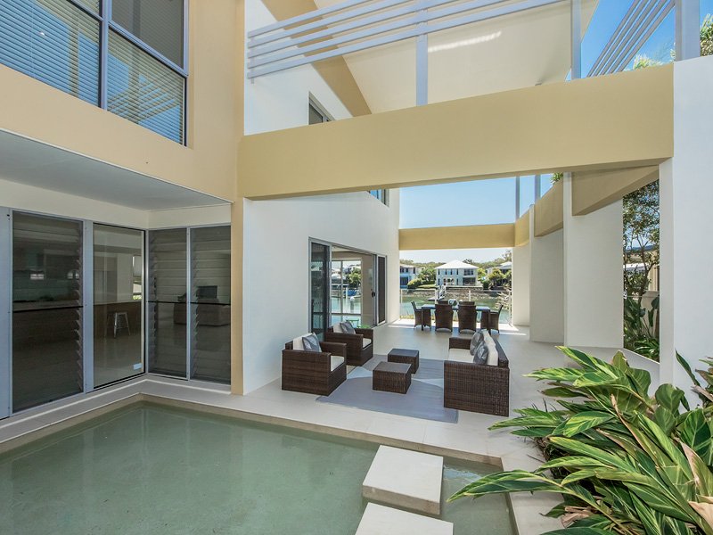 Photo - 38 Buccaneer Way, Coomera Waters QLD 4209 - Image 10