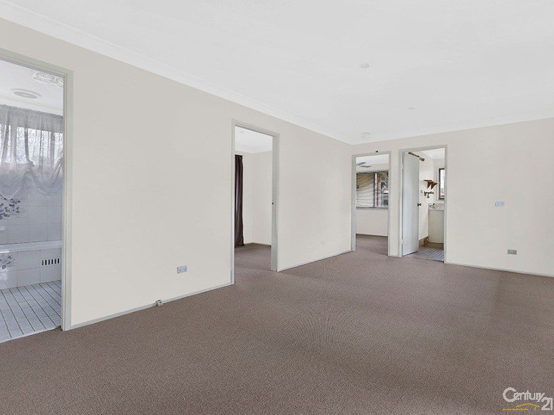 Photo - 38 Buckingham Road, Berkeley Vale NSW 2261 - Image 3