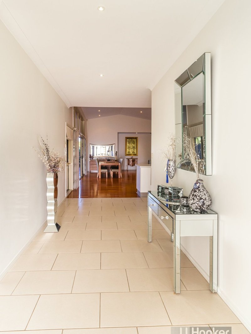 Photo - 38 Buckley Drive, Drewvale QLD 4116 - Image 11