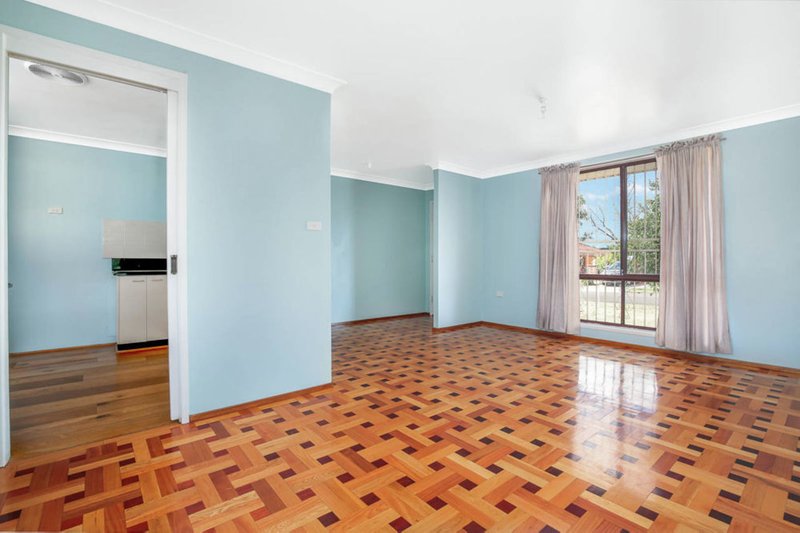 Photo - 38 Budapest Street, Rooty Hill NSW 2766 - Image 2