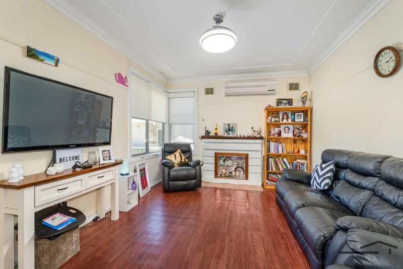 Photo - 38 Cameron Street, Jesmond NSW 2299 - Image 3