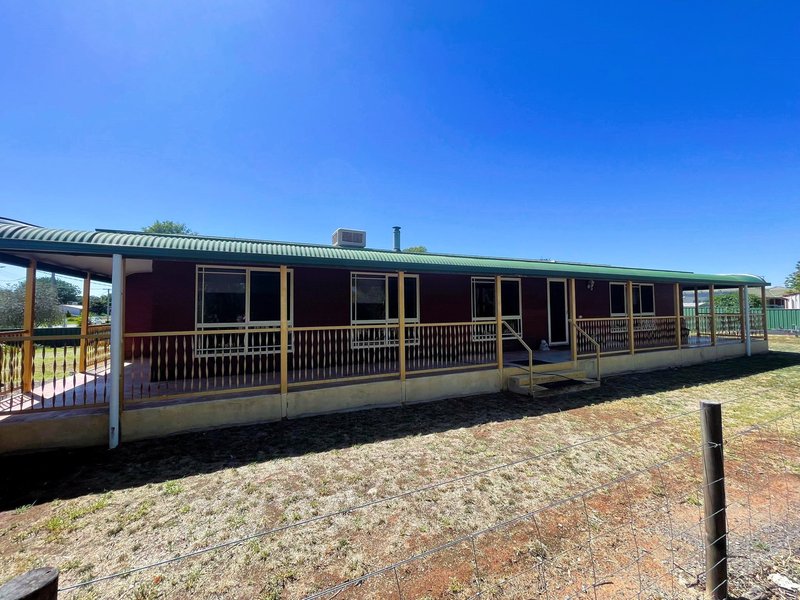 Photo - 38 Campbell Street, Darlington Point NSW 2706 - Image 21