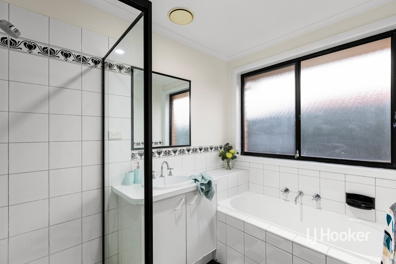 Photo - 38 Canonbury Circle, Seabrook VIC 3028 - Image 14