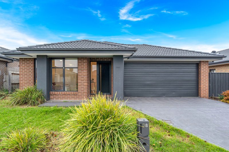 38 Cascade Drive, Beveridge VIC 3753