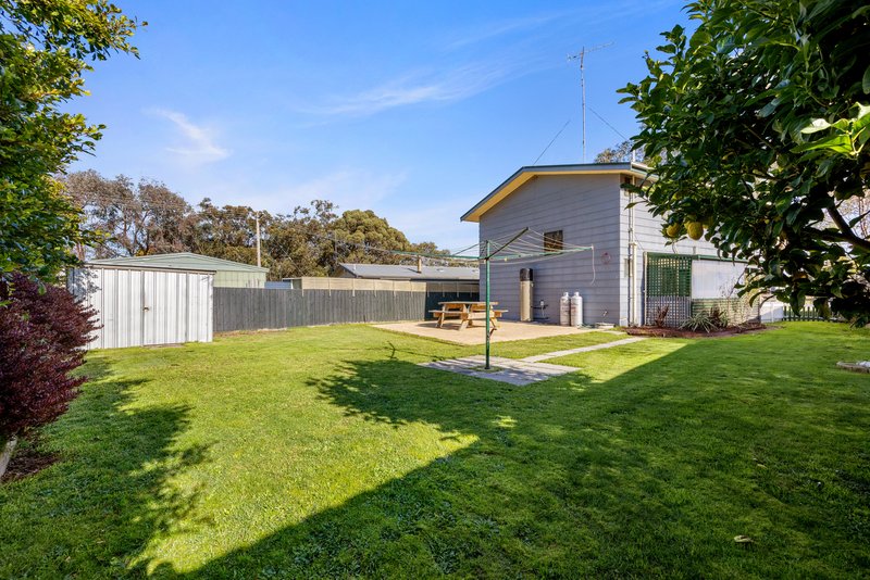 Photo - 38 Cashin Street, Inverloch VIC 3996 - Image 12