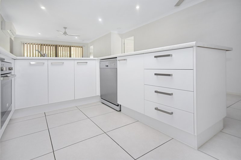 Photo - 38 Catchment Court, Narangba QLD 4504 - Image 3