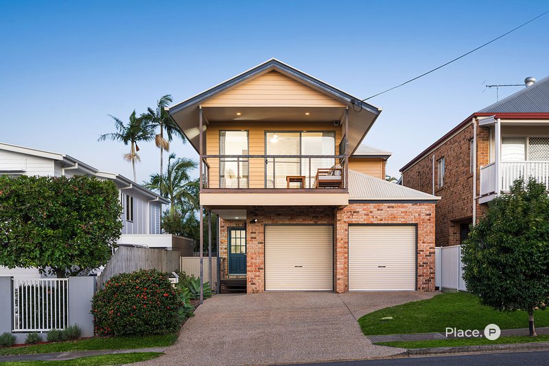Photo - 38 Cedar Street, Wynnum QLD 4178 - Image 1