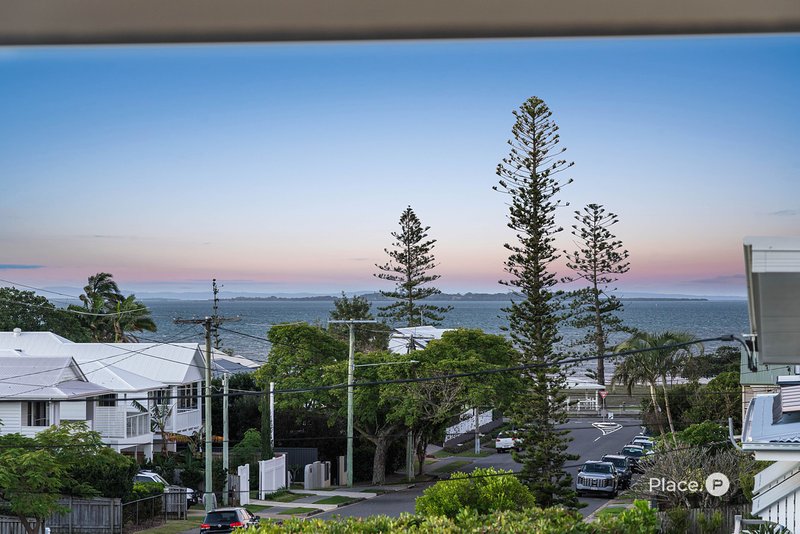 Photo - 38 Cedar Street, Wynnum QLD 4178 - Image 11