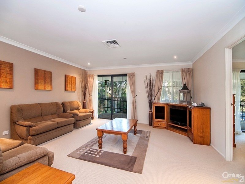 Photo - 38 Centaur Street, Revesby NSW 2212 - Image 10