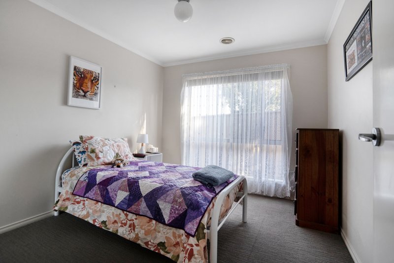 Photo - 38 Chafia Place, Springdale Heights NSW 2641 - Image 11