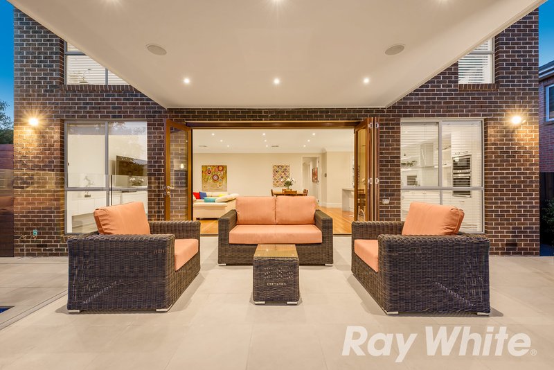 Photo - 38 Clota Avenue, Box Hill VIC 3128 - Image 4