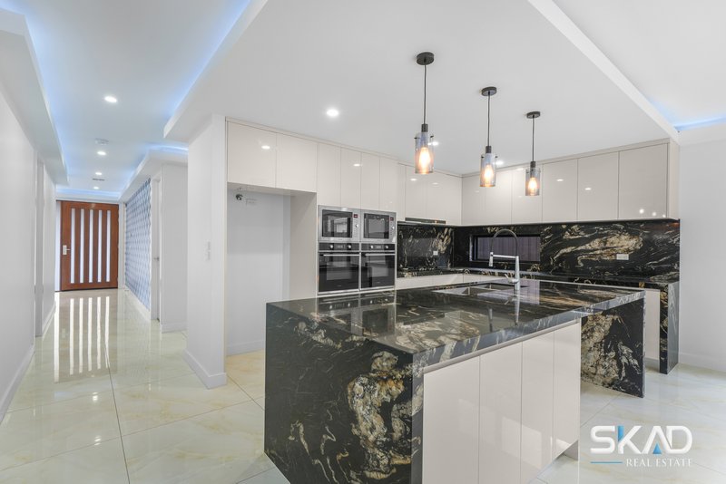 Photo - 38 Conjola Way, Wollert VIC 3750 - Image 6