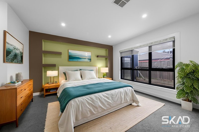 Photo - 38 Conjola Way, Wollert VIC 3750 - Image 13