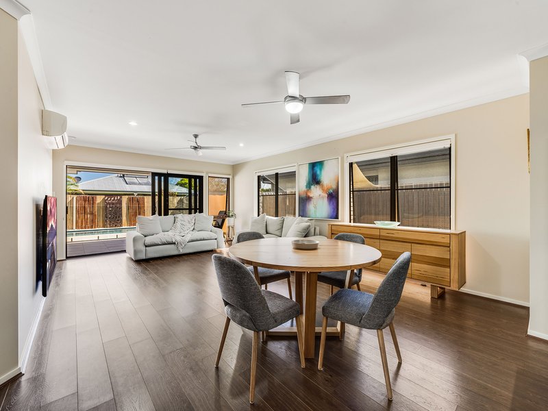 Photo - 38 Copper Crescent, Caloundra West QLD 4551 - Image 7