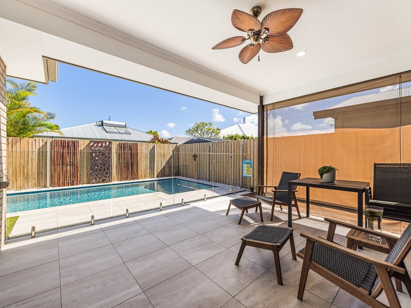 Photo - 38 Copper Crescent, Caloundra West QLD 4551 - Image 9