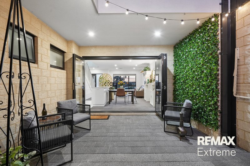 Photo - 38 Corvus Road, Tapping WA 6065 - Image 1