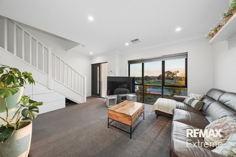 Photo - 38 Corvus Road, Tapping WA 6065 - Image 6
