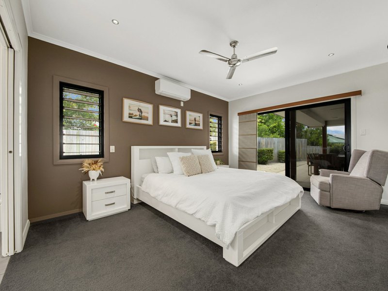 Photo - 38 Cremorne Drive, Tannum Sands QLD 4680 - Image 8