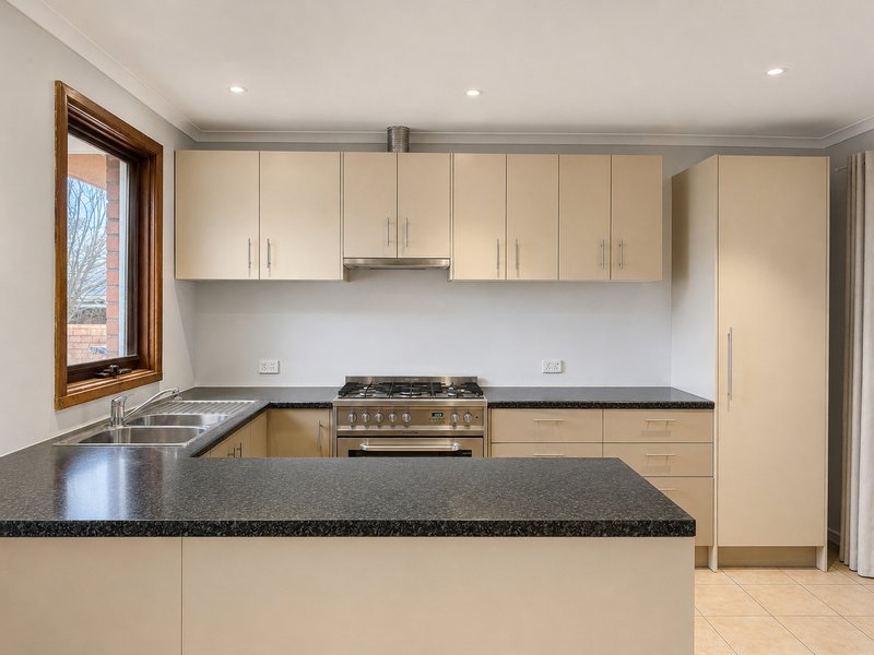 Photo - 38 Cuthbert Avenue, Highton VIC 3216 - Image 2