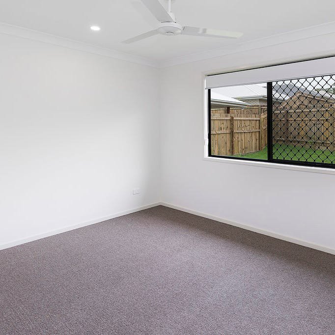 Photo - 38 Dalby Street, Holmview QLD 4207 - Image 10