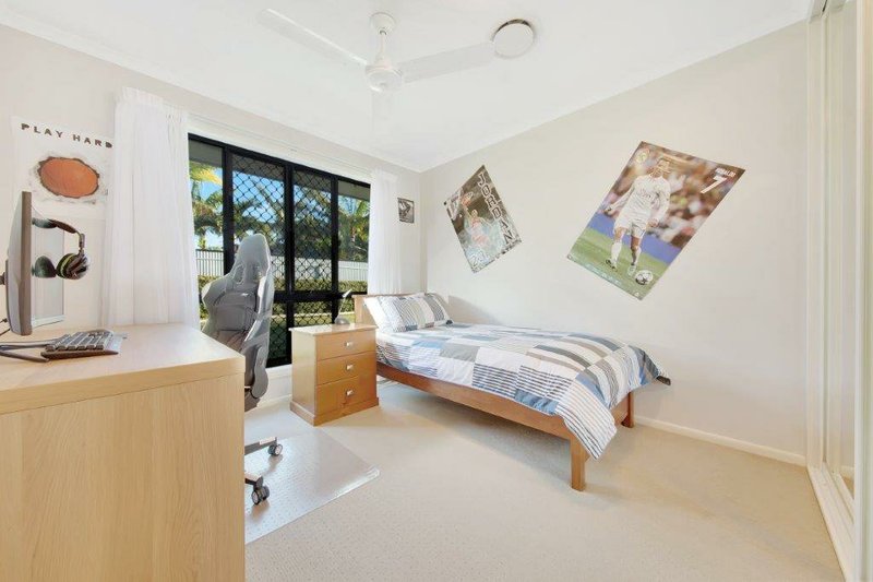 Photo - 38 Dedekind Ave , Benaraby QLD 4680 - Image 12