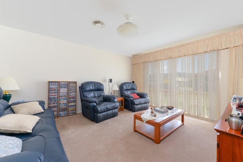 Photo - 38 Denham Drive, Horsley NSW 2530 - Image 6