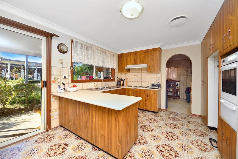 Photo - 38 Deptford Avenue, Kings Langley NSW 2147 - Image 3