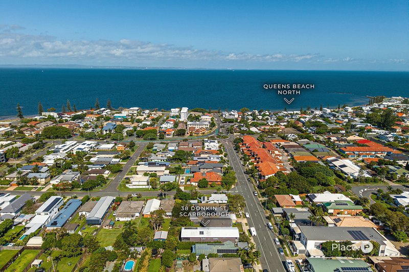 Photo - 38 Donkin Street, Scarborough QLD 4020 - Image 2