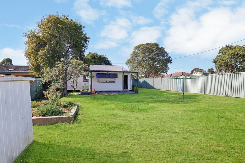 Photo - 38 Dorothy Crescent, Colyton NSW 2760 - Image 6