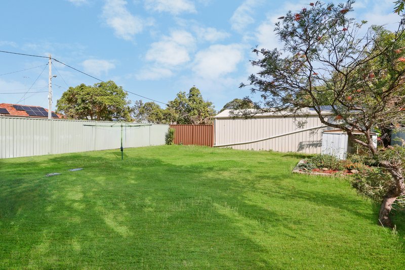 Photo - 38 Dorothy Crescent, Colyton NSW 2760 - Image 7