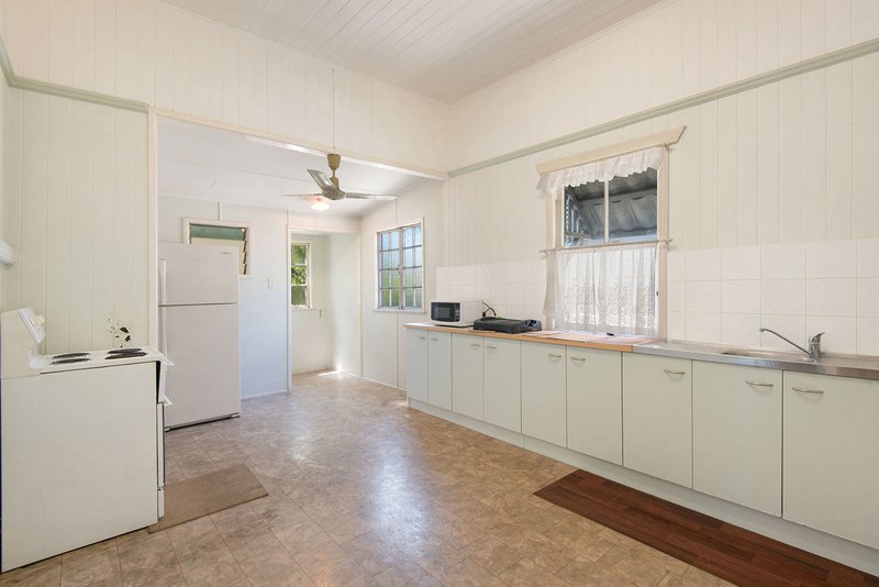 Photo - 38 Drouyn Street, Deagon QLD 4017 - Image 3