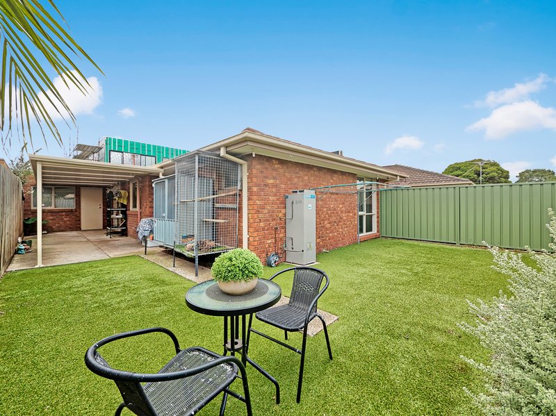 Photo - 3/8 Duff Street, Cranbourne VIC 3977 - Image 13