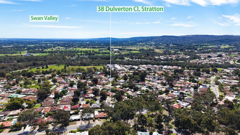 Photo - 38 Dulverton Close, Stratton WA 6056 - Image 4