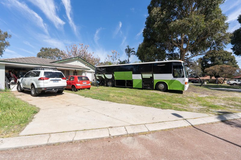 Photo - 38 Dulverton Close, Stratton WA 6056 - Image 7