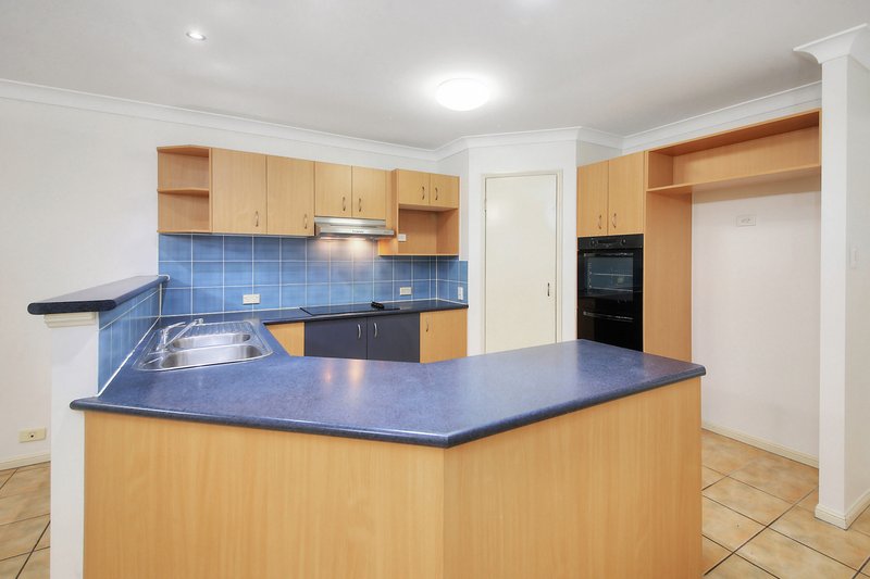 Photo - 38 Dulwich Place, Forest Lake QLD 4078 - Image 12