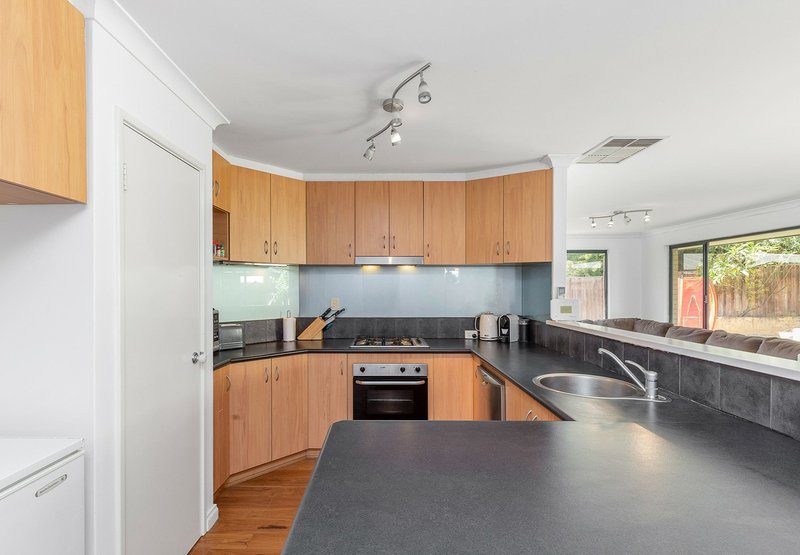 Photo - 38 Durrington Glade, Clarkson WA 6030 - Image 6