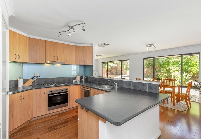 Photo - 38 Durrington Glade, Clarkson WA 6030 - Image 7