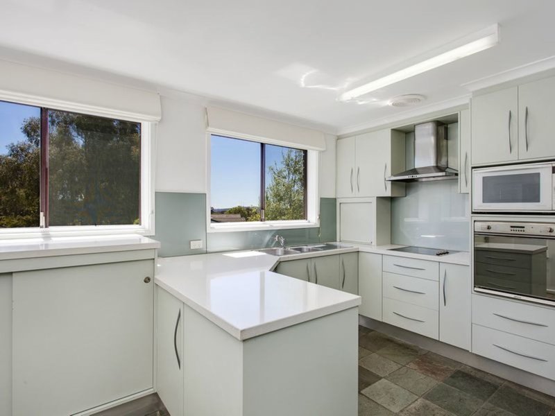 Photo - 38 Dwyer Street, Cook ACT 2614 - Image 2