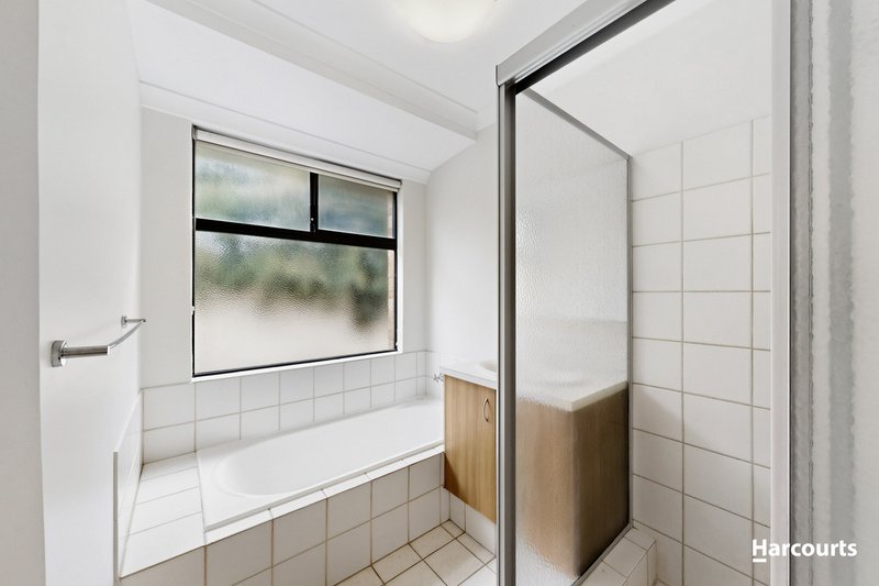 Photo - 38 Edgeworth Circuit, Tapping WA 6065 - Image 10