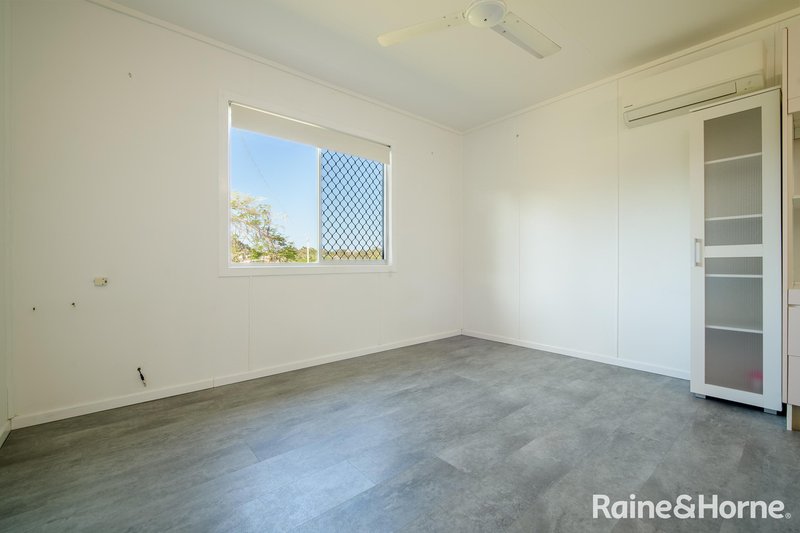 Photo - 38 Edlorowa Street, Sun Valley QLD 4680 - Image 15