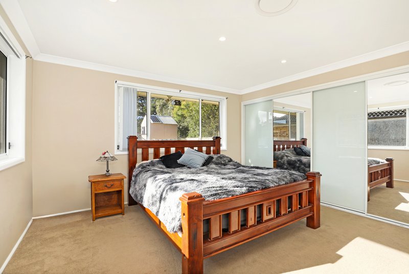 Photo - 38 Ella Street, Hill Top NSW 2575 - Image 5