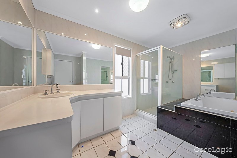 Photo - 38 Emerton Crescent, Robina QLD 4226 - Image 8