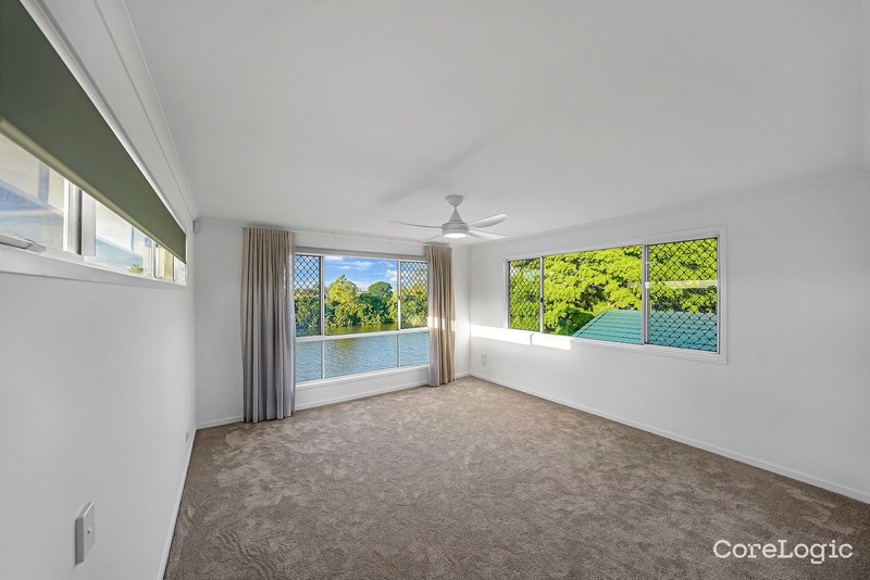 Photo - 38 Emerton Crescent, Robina QLD 4226 - Image 11