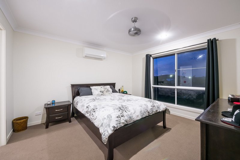 Photo - 38 Endeavour Circuit, Cannonvale QLD 4802 - Image 7