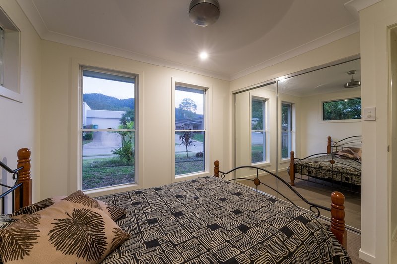 Photo - 38 Endeavour Circuit, Cannonvale QLD 4802 - Image 9