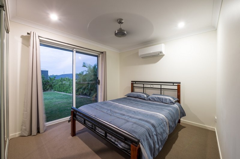 Photo - 38 Endeavour Circuit, Cannonvale QLD 4802 - Image 12